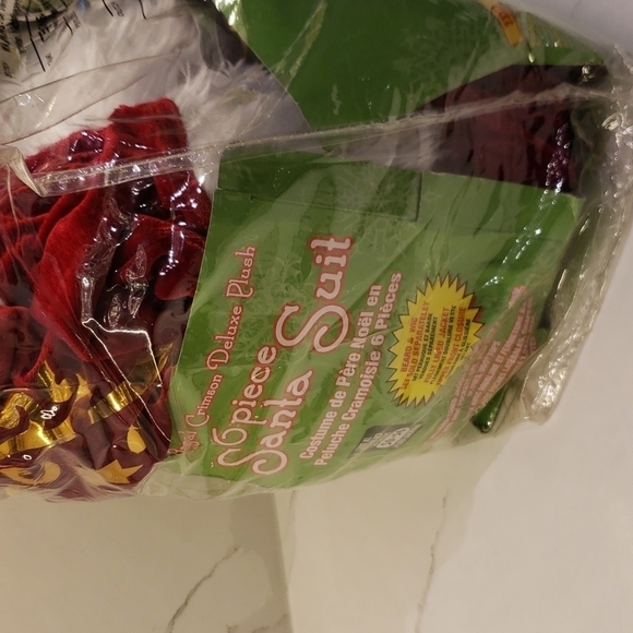 REGAL Crimson Deluxe Plush 6 Piece Santa Suit Fits XL Halloween Costume - Picture 15 of 15